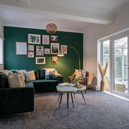 Evergreen Lodge-Wyndale-4Br Wparking Bham Nec Birmingham Buitenkant foto