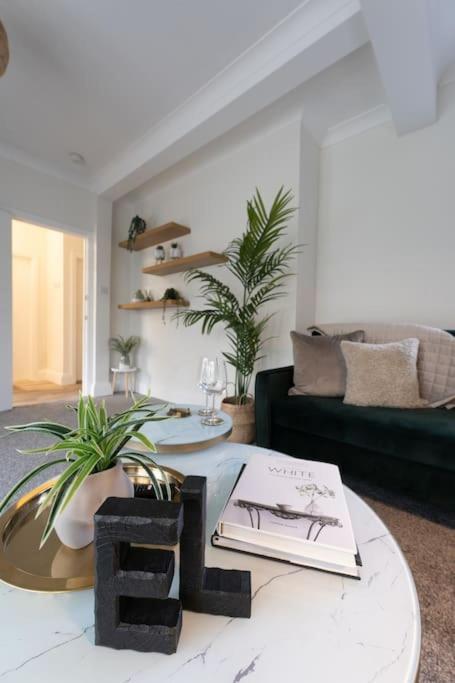 Evergreen Lodge-Wyndale-4Br Wparking Bham Nec Birmingham Buitenkant foto